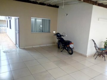 Casa - Venda - Conjunto Habitacional VIcente Luiz Grosso - Araatuba - SP